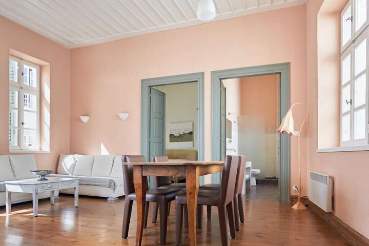 Room 20 of 42