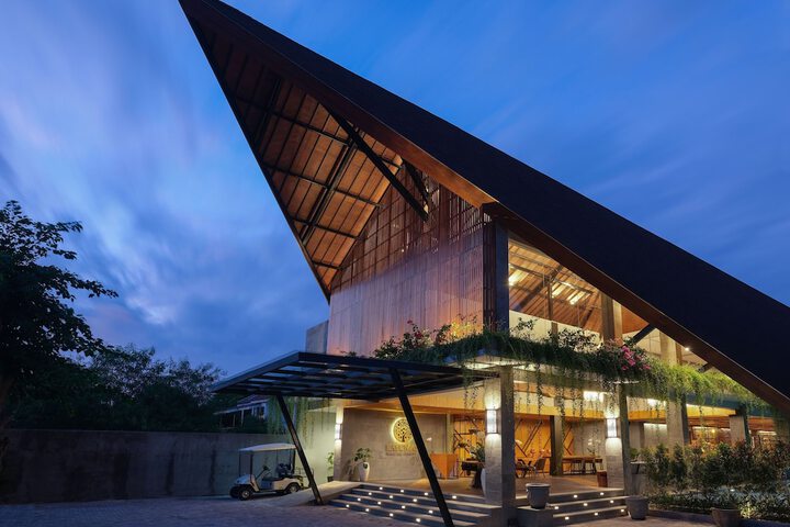 Photo of Kayumas Seminyak Resort