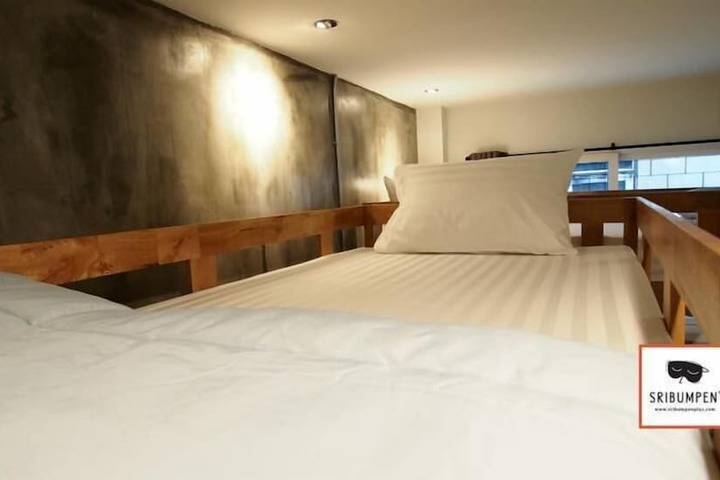Room 9 of 31