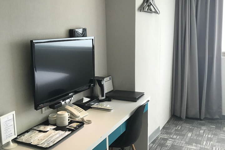 Room 41 of 60
