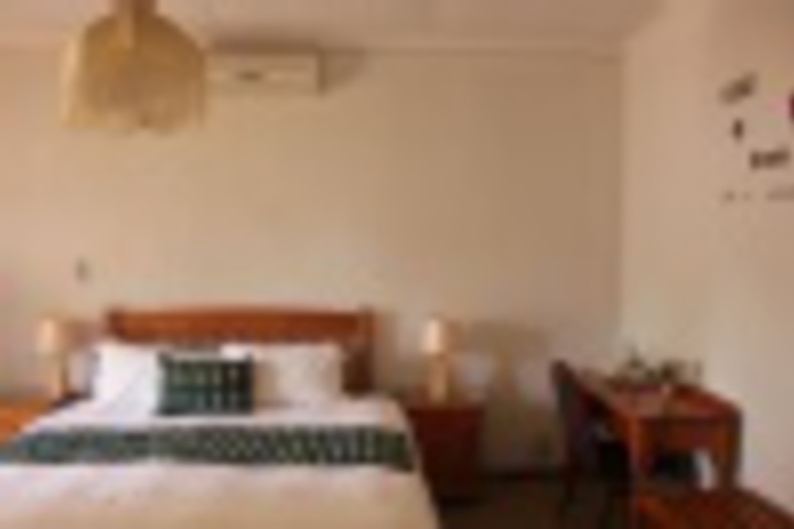Room 172 of 288