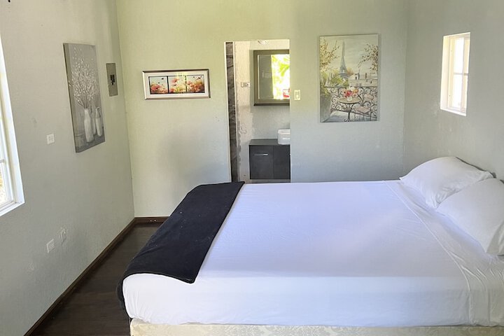 Room 31 of 105