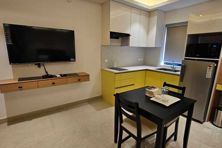 Room 18 of 29