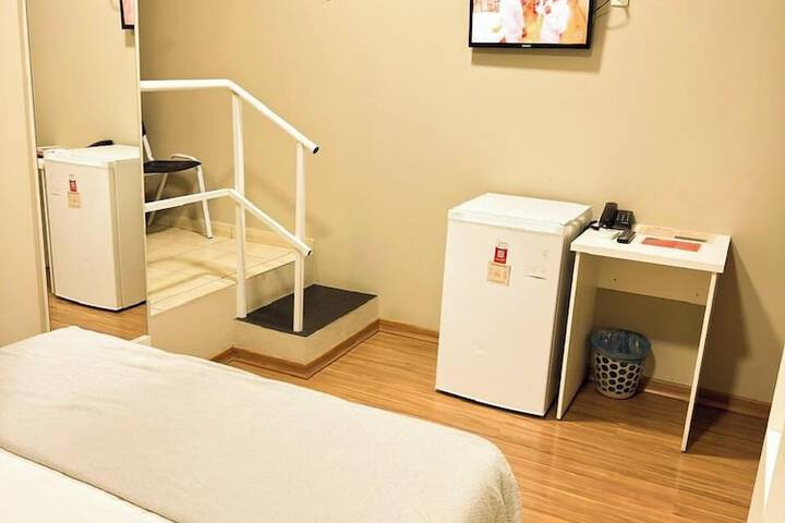 Room 20 of 40