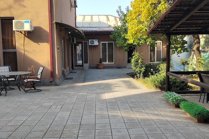 Hotel Exterior 162 of 164