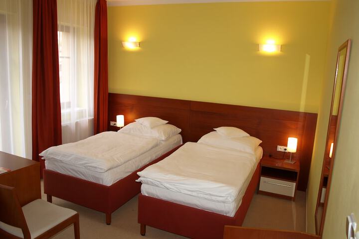 Room 3 of 24