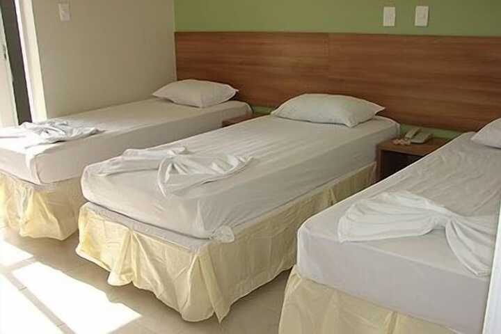 Room 6 of 37