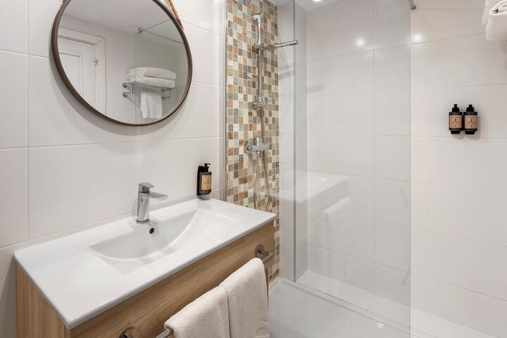 Bath Interior
