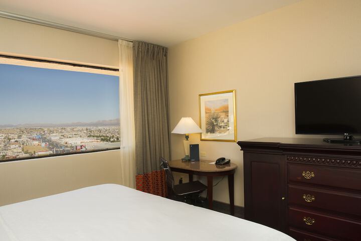 Room 25 of 133