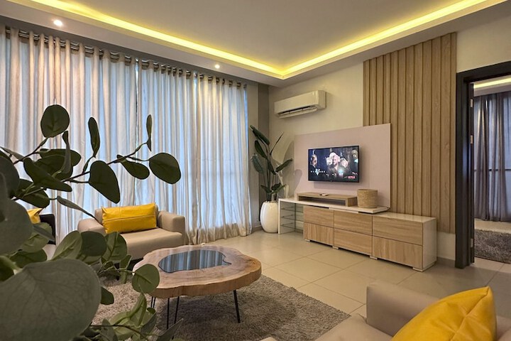 Room 28 of 85