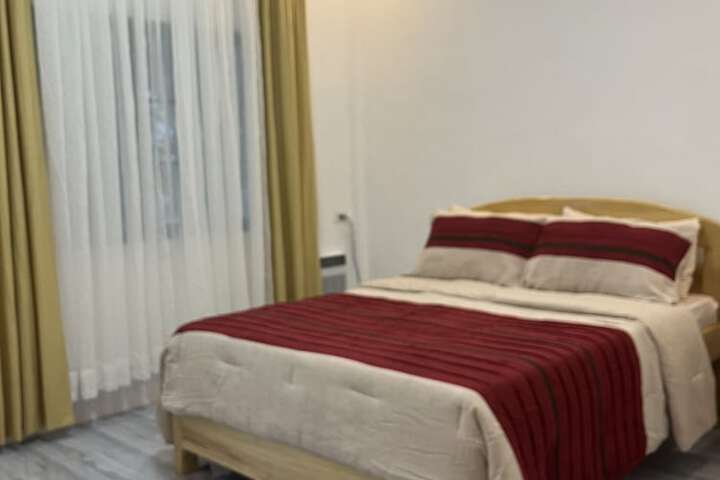 Room 5 of 50
