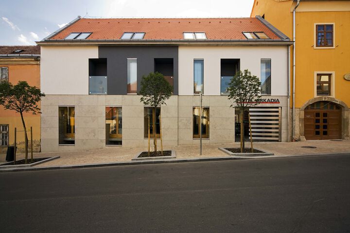 Hotel 53 of 54