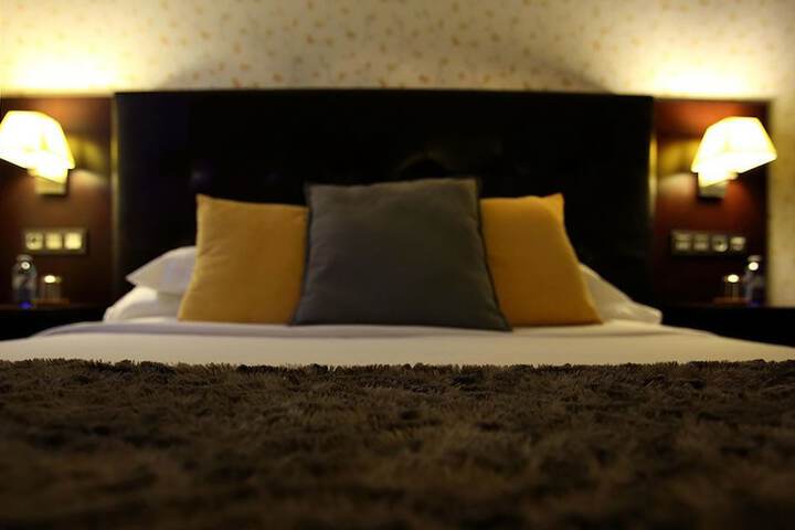Room 8 of 54