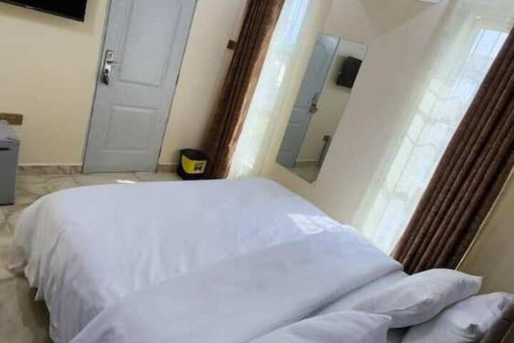 Room 7 of 29