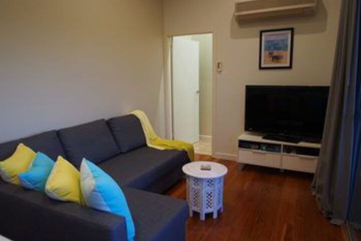 Room 13 of 20