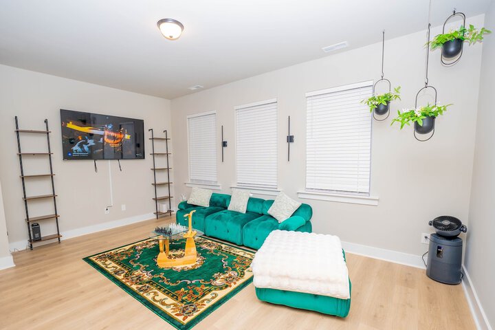 Room 16 of 29