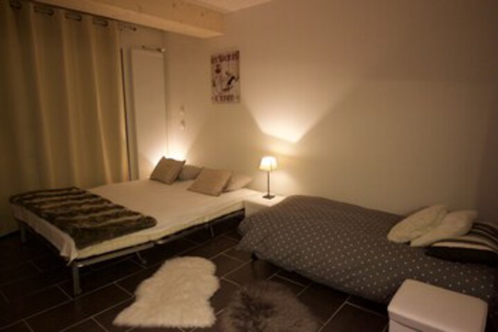 Room 10 of 63