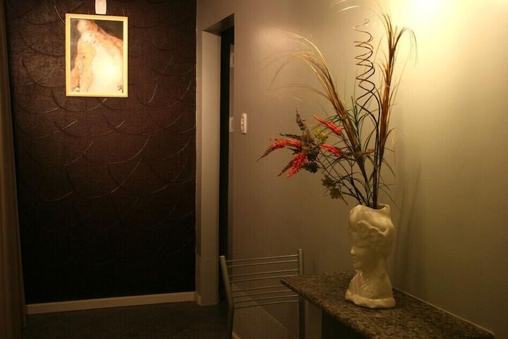 Room 4 of 47