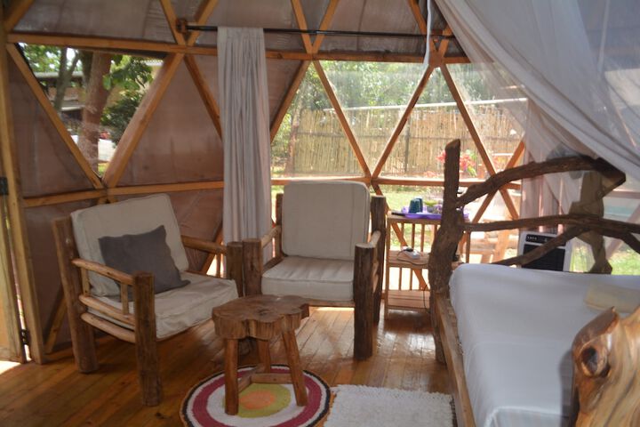 Room 4 of 25