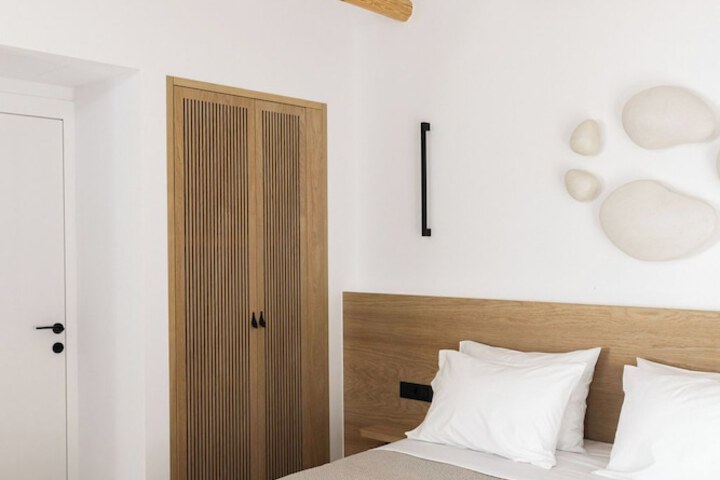Room 33 of 129