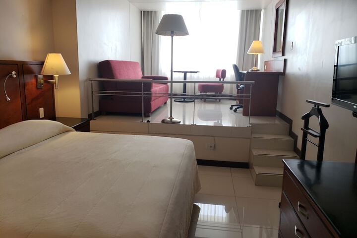 Room 28 of 56