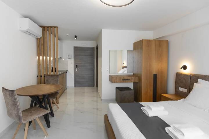 Room 16 of 82