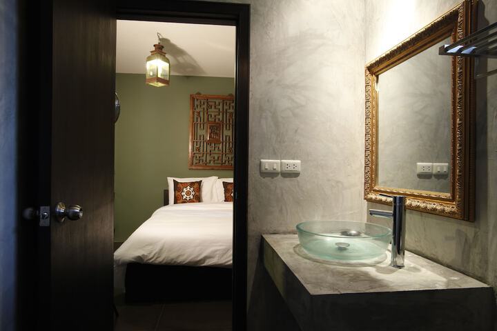 Room 55 of 65