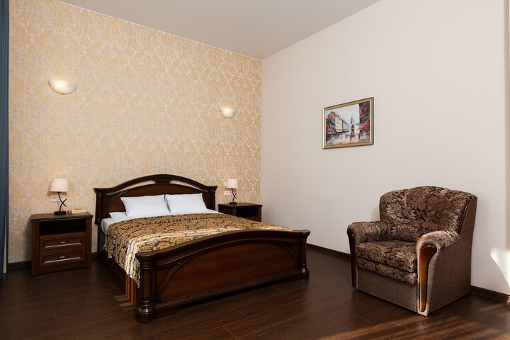 Room 9 of 91