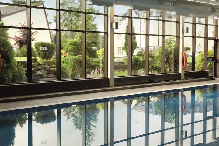 Pool Hotel