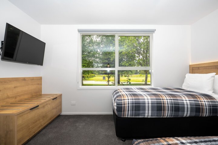 Room 45 of 115