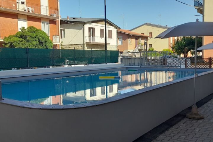 Pool 50 of 57