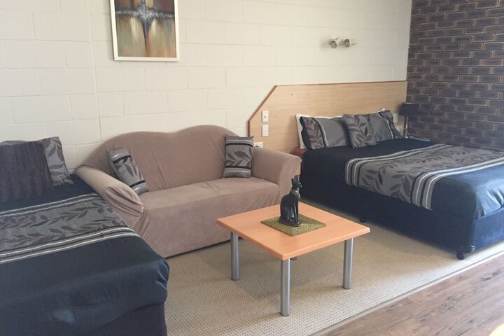 Room 4 of 53