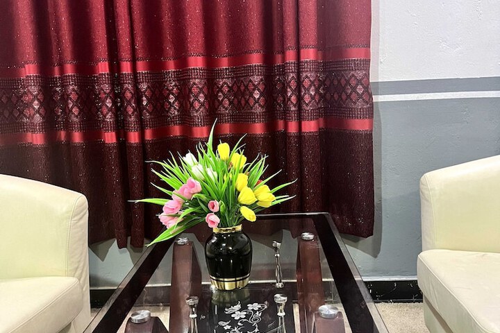 Room 15 of 60