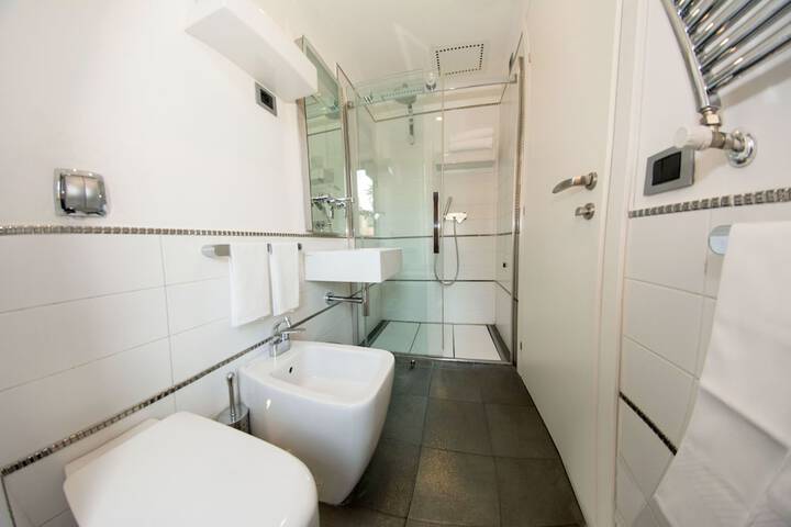 Bathroom Interior Photo