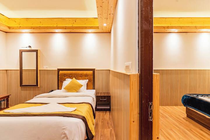 Room 10 of 41