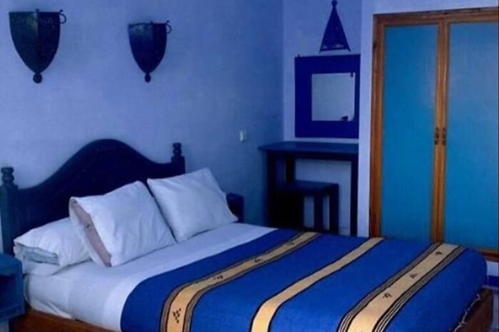 Room 4 of 15