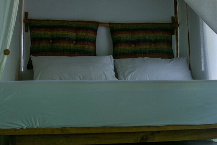 Room 6 of 72
