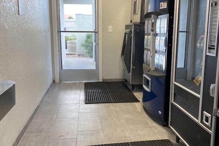 Vending machine