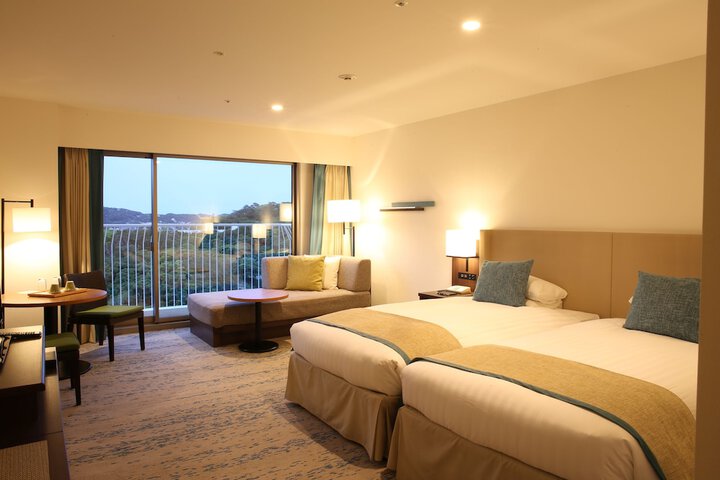 Room 15 of 79