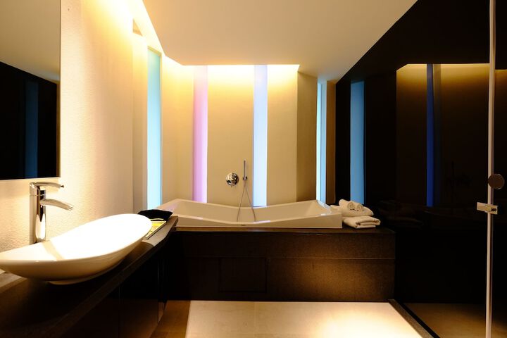 Room 21 of 45