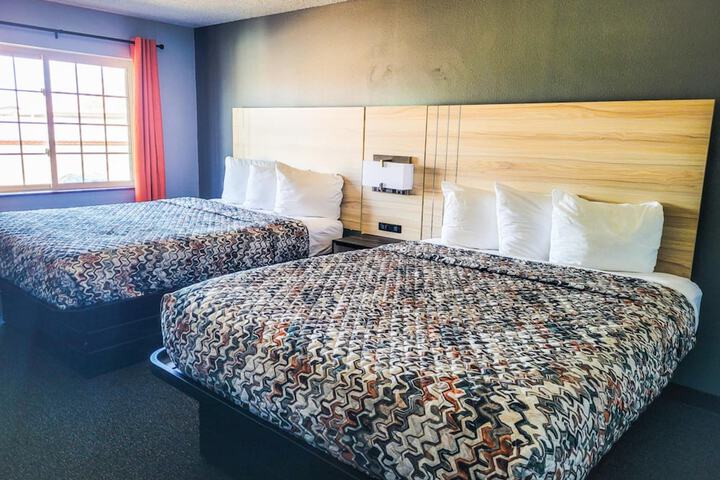 Room 7 of 23