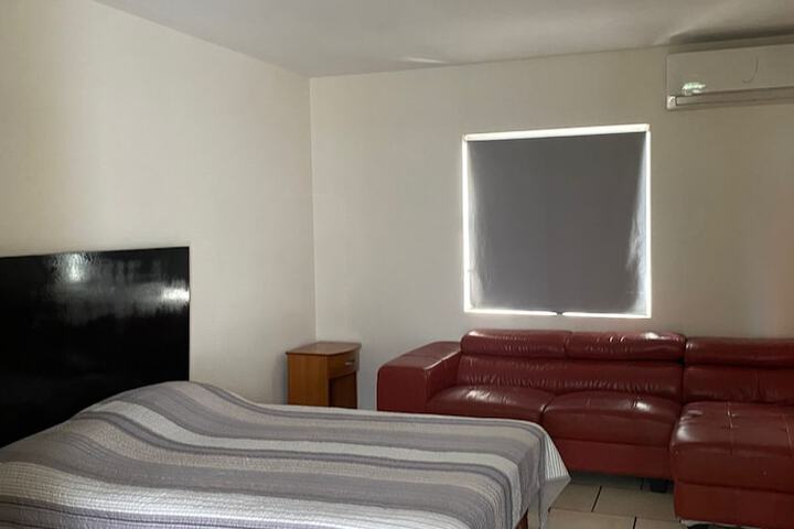 Room 14 of 35
