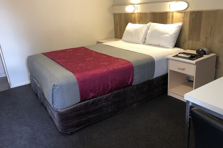 Room 14 of 41