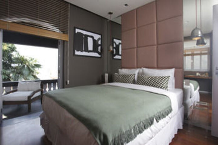 Room 18 of 54