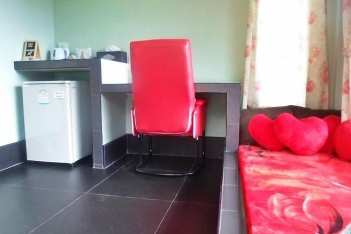 Room 28 of 55