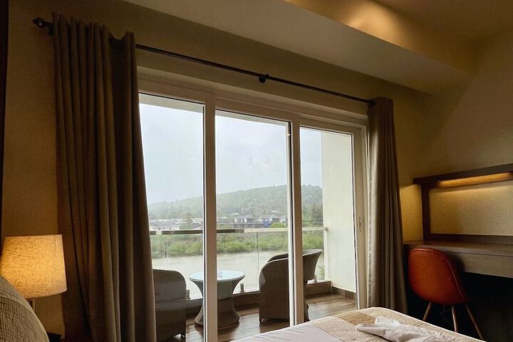 Room 17 of 26