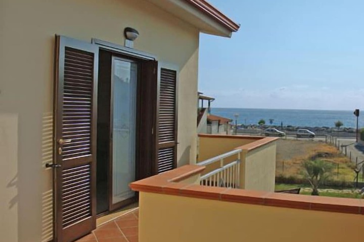 Terrace/Patio 7 of 23