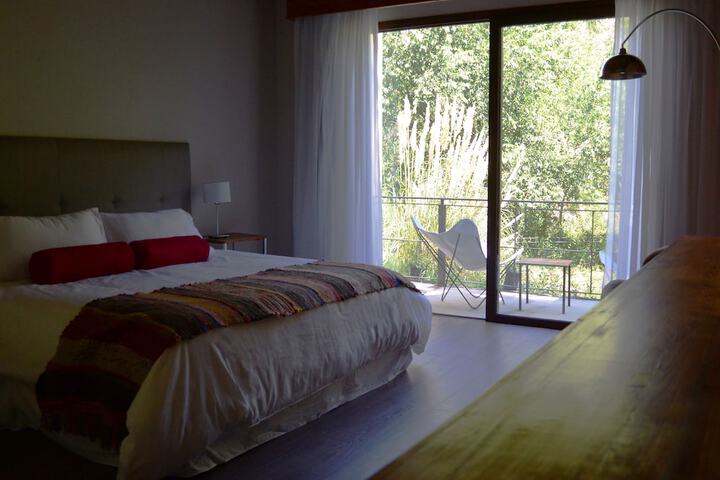 Room 4 of 51