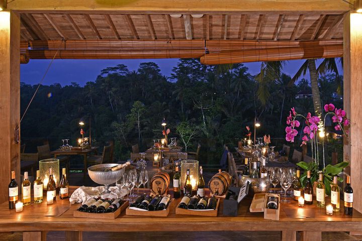 Dining 115 of 141