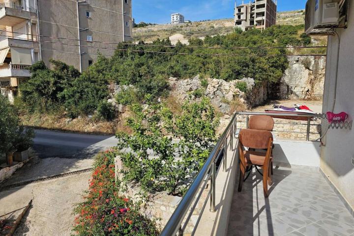 Terrace/Patio 100 of 131